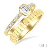 1/2 Ctw Split Twin Row Bezel Set Emerald and Round Cut Diamond Fashion Ring in 14K Yellow Gold