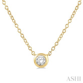 1/10 Ctw Bezel Round Cut Diamond Petite Fashion Pendant With Chain in 10K Yellow Gold