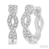 1/6 Ctw Entwined Round Cut Diamond Huggie Petite Earrings in 14K White Gold