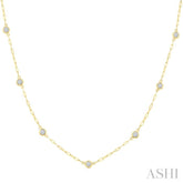 1/2 Ctw Bezel Set Round Cut Diamond Paperclip Station Necklace in 14K Yellow Gold