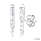 1/10 Ctw Petite Vertical Bar Graduated Round Cut Diamond Fashion Stud Earring in 10K White Gold