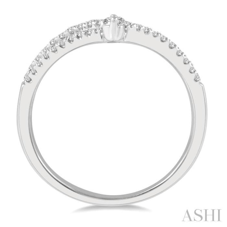 1/4 Ctw Interlocked Twin Chevron Round Cut Diamond Fashion Ring in 14K White Gold