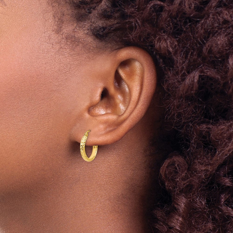 14K 2.8x15mm Diamond-cut Tube Hoop Earrings