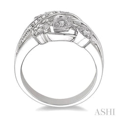 1/20 Ctw Round Cut Diamond Crossover Heart Ring in Sterling Silver
