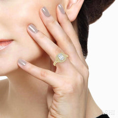 5/8 Ctw Intricate lattice Baguette and Round Cut Diamond Ring in 14K Yellow and white gold