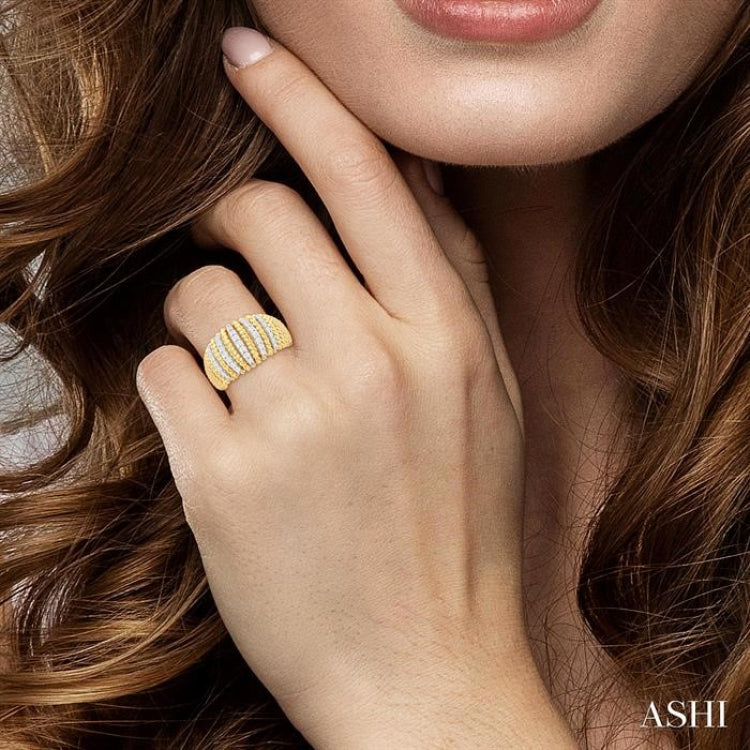 1/3 Ctw Dome Shape Rope Bead Round Cut Diamond Fashion Ring in 14K Yellow Gold