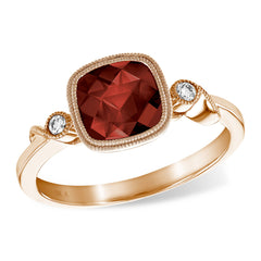 14KT Gold Ladies Garnet Fashion Ring