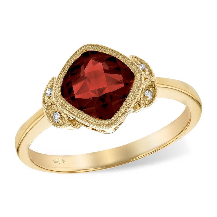 14KT Gold Ladies Garnet Fashion Ring