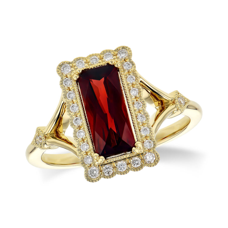 14KT Gold Ladies Garnet Fashion Ring