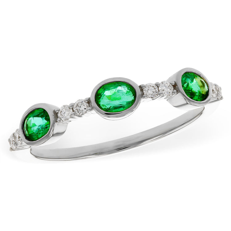 14KT Gold Ladies Emerald Wedding Ring