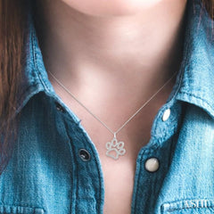 1/20 Ctw Dog Paw Round Cut Diamond Pendant With Chain in Sterling Silver